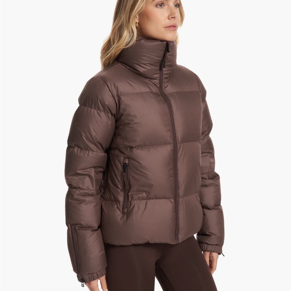 Vuori Hillside Puffer Jacket